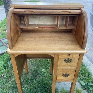 Vintage Roll-Top Oak Writing Desk - Natural Oak Finish